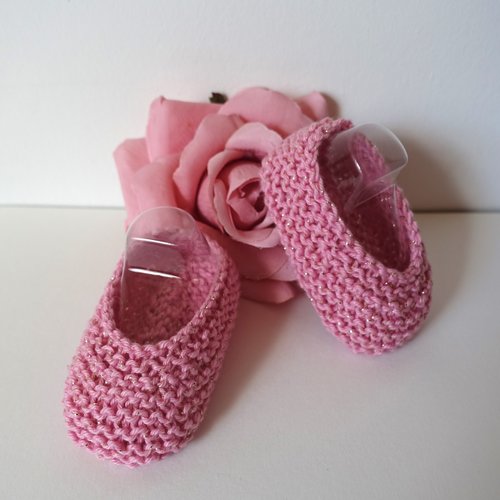 Chaussons bébé ou poupée ballerines roses et or