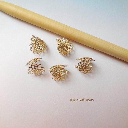 5 pendentifs cages à ressort - métal doré filigrane