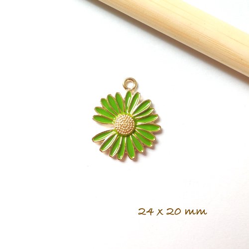 Pendentif breloque en métal doré - fleur émaillée verte