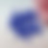67 cabochons strass - acrylique bleue - 6 cm