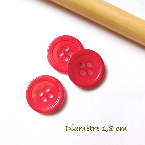 3 boutons ronds - nacre véritable rouge - 18 mm
