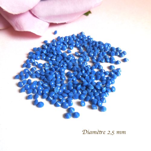 X250 cabochons demi-perles vintage - résine couleur bleue