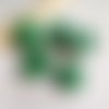 5 boutons ronds - couleur verte irisée - 22 mm
