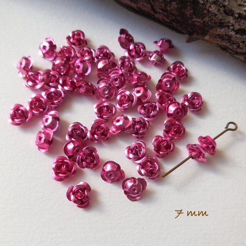 50 perles fleurs aluminium couleur rose