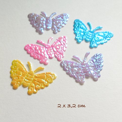 5 embellissements papillons en tissu plastifié - scrapbooking
