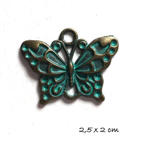 Pendentif charm breloque papillon métal bronze vert