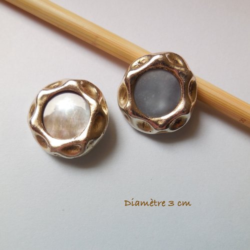 2 boutons ronds anciens - dos métal breveté sgdg - 30 mm