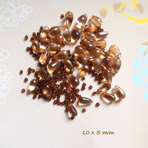40 perles gouttes en verre + perles de rocaille - couleur cuivre
