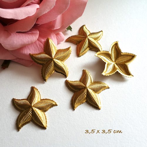 Motif décoratif étoile en métal doré - cabochon - applique