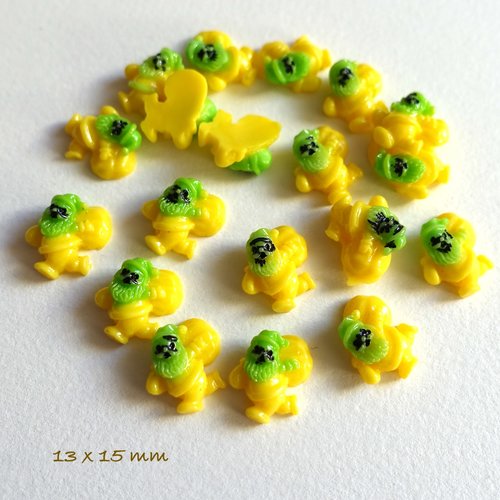19 mini cabochons pères noël - jaune et vert