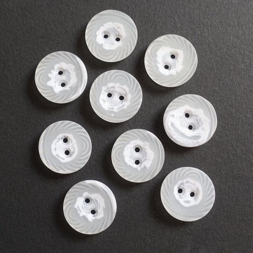 9 boutons ronds vintage blancs - 20 mm
