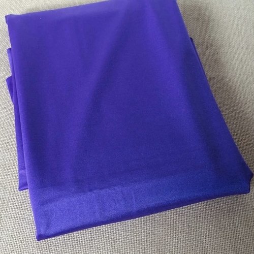 Coupon de tissu lycra violet - 135 x 155 cm
