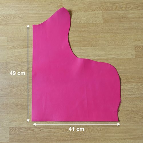 Coupon de cuir véritable de vachette - couleur magenta-fuchsia
