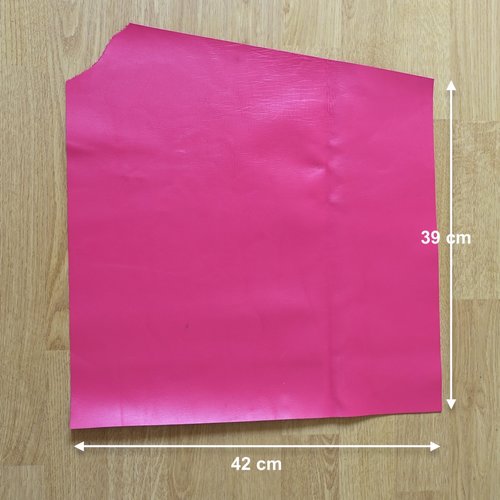 Coupon de cuir véritable de vachette - couleur magenta-fuchsia