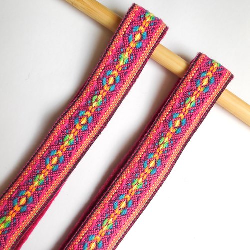 2 rubans lainage motifs multicolores