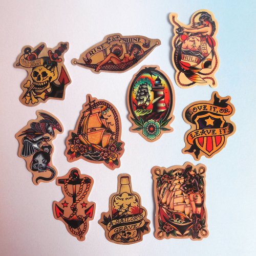 10 stickers autocollants - thème pirates tatouages