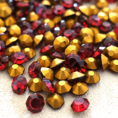 250 strass anciens chatons preciosa cristal rouge rubis