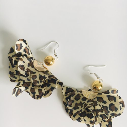Boucles d’oreilles froufrou léopard