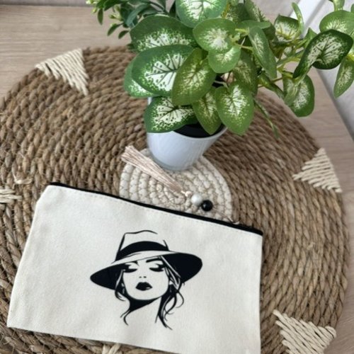 Pochette femme chapeau