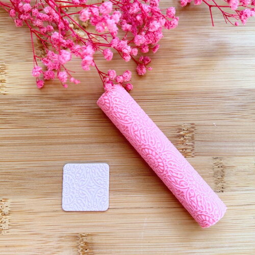 Rouleau texture pour pâte polymère | roller texture | fabrication de bijoux | outils en pâte polymère | rouleau texture arabesques