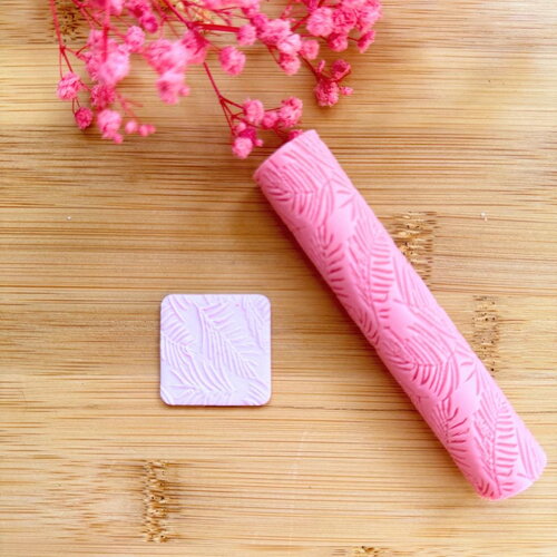 Rouleau texture pour pâte polymère | roller texture | fabrication de bijoux | outils en pâte polymère | rouleau texture feuille
