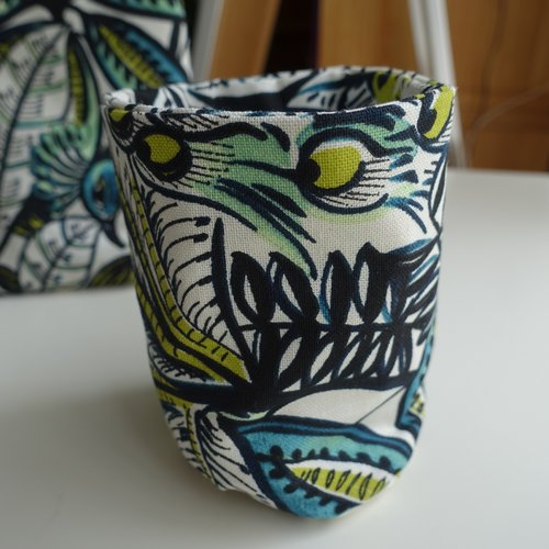 Panier rangement, vide poche, cache pot