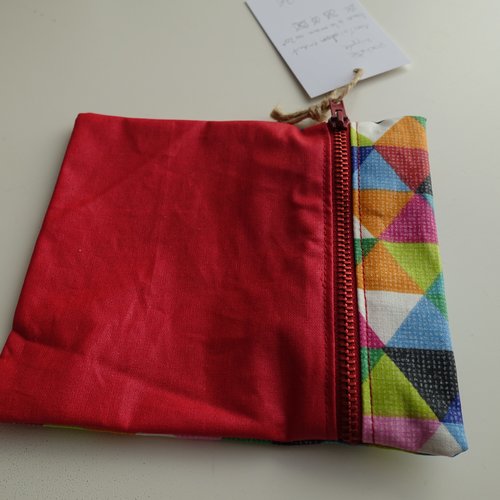 Pochette zippée, pochette pour protection hygiénique ou lingettes