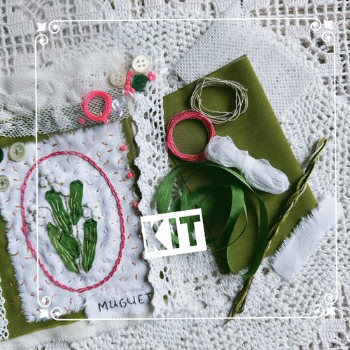 Kit muguet (carnet textile fleurs brodées)