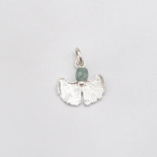 Pendentif célian feuille ginkgo avec perle émeraude argent massif
