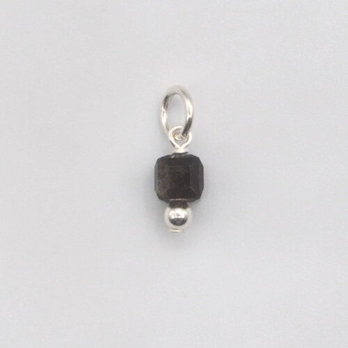 Pendentif hestia obsidienne dorée argent massif