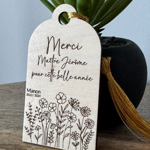 Magnet carte de remerciement en bois à personnaliser - merci maîtresse, merci maître, atsem, aesh - cadeau de fin d'année scolaire