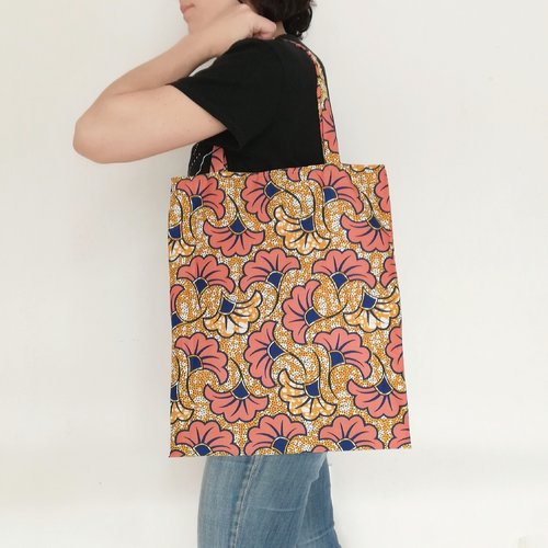 Tote bag, sac motifs floraux, sac tissu pagne, sac wax, sac fourre-tout, sac plage, sac marron, sac écologique, imprimé ethnique