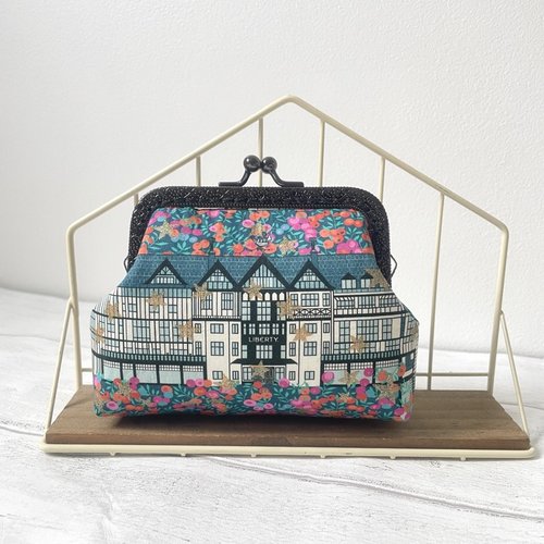 Porte monnaie en fermeture metal liberty of london tana lawn tudor belle wiltshire