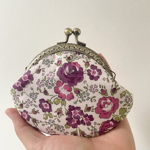 Porte monnaie à fermoir en métal liberty of london felicite couleur violet//bourse liberty