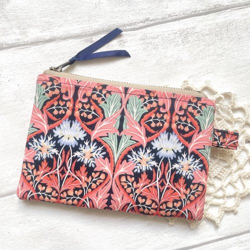 Pochette porte monnaie en liberty of london style art nouveau /pochette fermeture eclair//porte carte//handy pouch