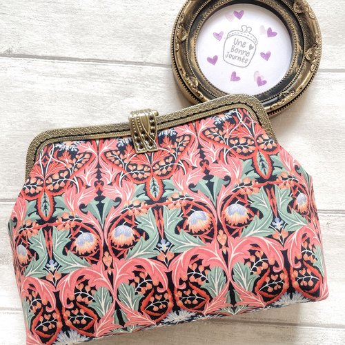 Pochette sac à main avec motif motif floral art deco de liberty of london//tissu liberty//pochette soirée//cadeau pour elle
