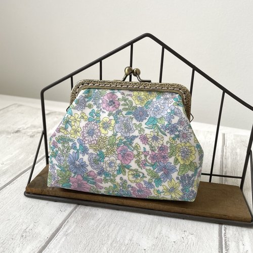 Porte monnaie en fermeture metal liberty of london japon emily rose