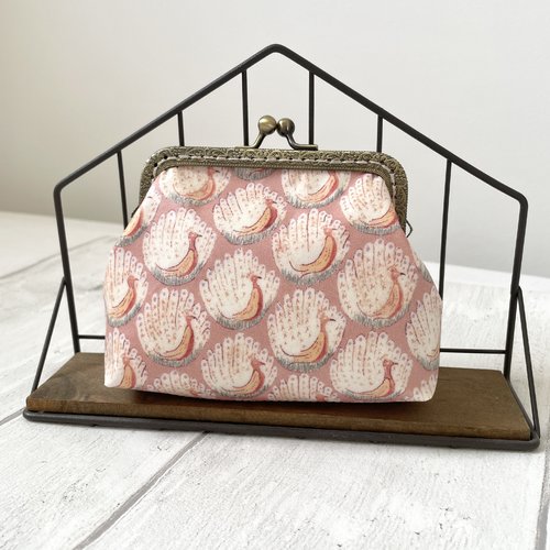 Porte monnaie en fermeture metal liberty of london japon paons peacocks of grantham hall