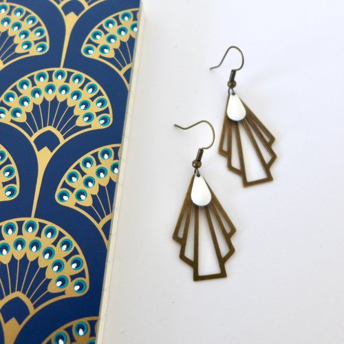 Boucles d'oreilles éventail graphique art déco blanc écru
