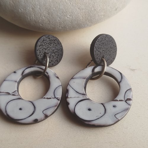 Boucles d'oreilles en argile polymère