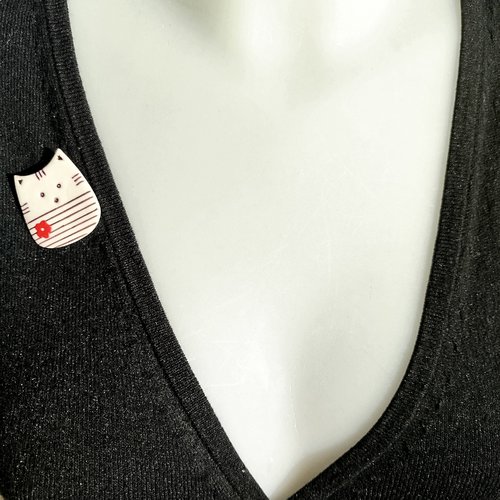 Broche en argile polymère