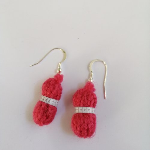 Kit boucles d'oreilles pelote de laine  rose fuschia en laine