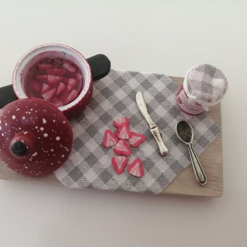 Magnet, préparation confiture aux fraises