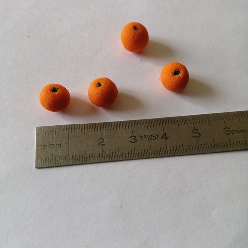 Lot oranges  miniatures