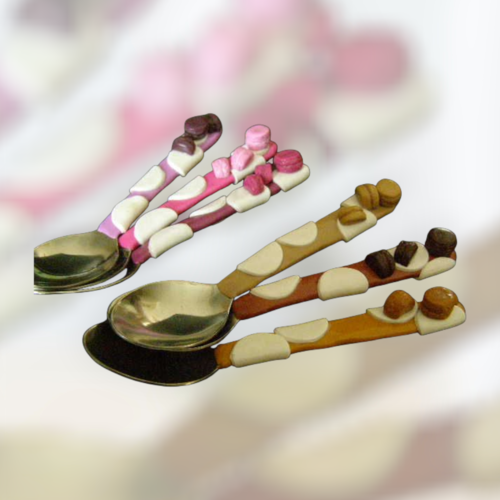 Cuillères à dessert, macarons en fimo