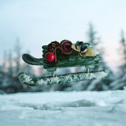 Petite luge pour la décoration