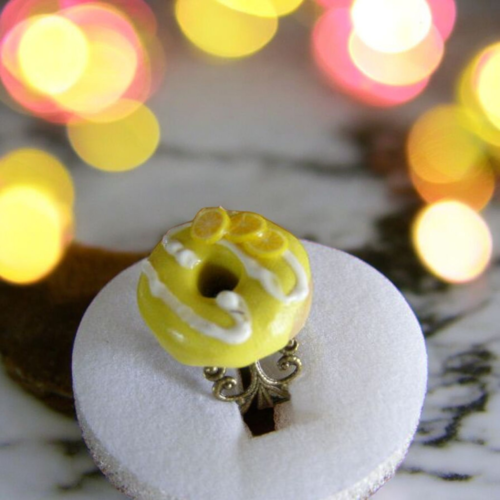 Bague adulte donuts au citron, en fimo