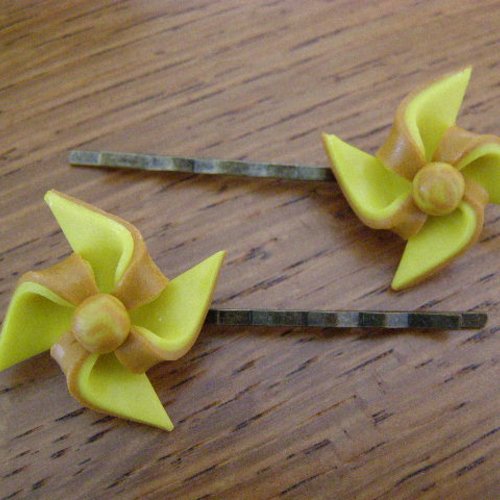 Pinces barrettes, mouli à vent, en fimo