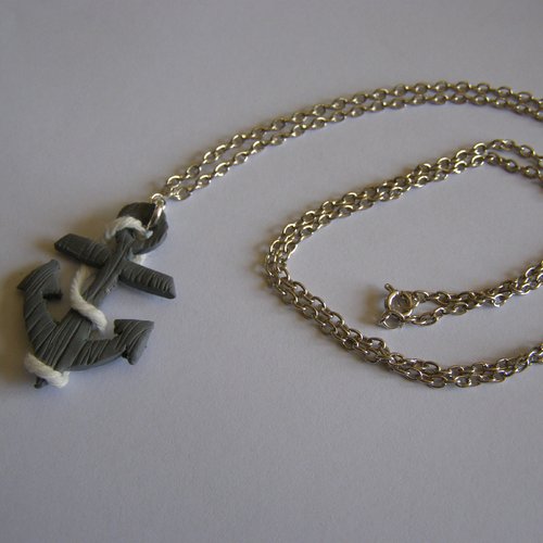 Collier, ancre marine