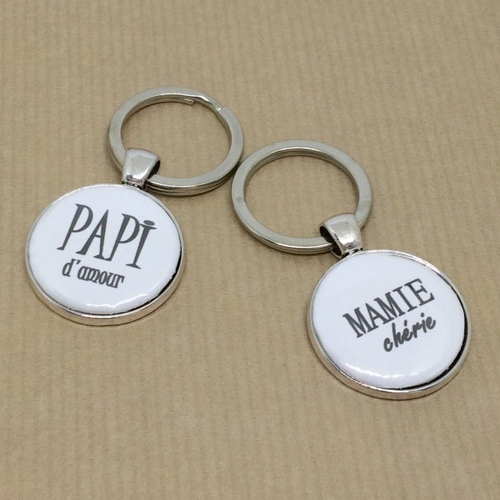 Porte clés "papi d'amour" et "mamie chérie"